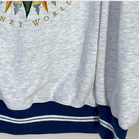 Disney crewneck - Picture 2 of 2